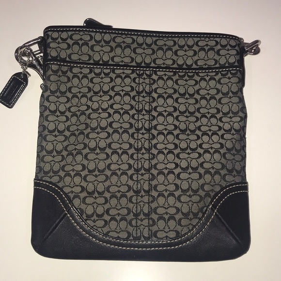 Grey/Black Coach Crossbody - Picture 1 of 5